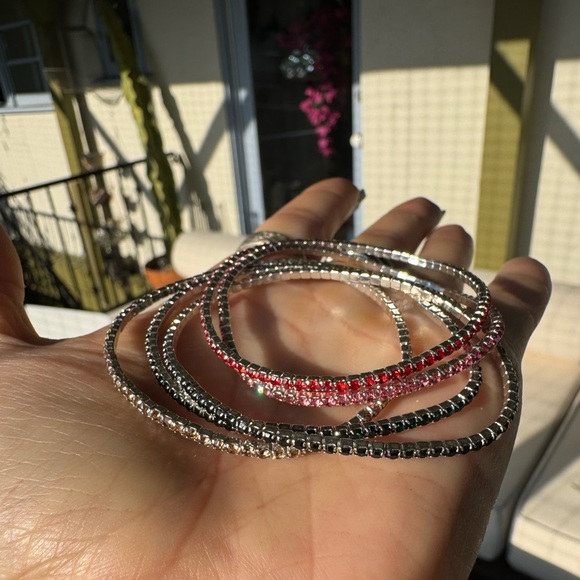5 piece silver elastic Multicolor rhinestone bracelet set NEW - Picture 2 of 9